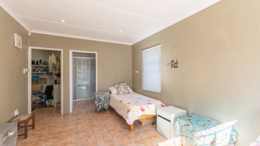 5 Bedroom Property for Sale in Sunny Seas Estate Western Cape